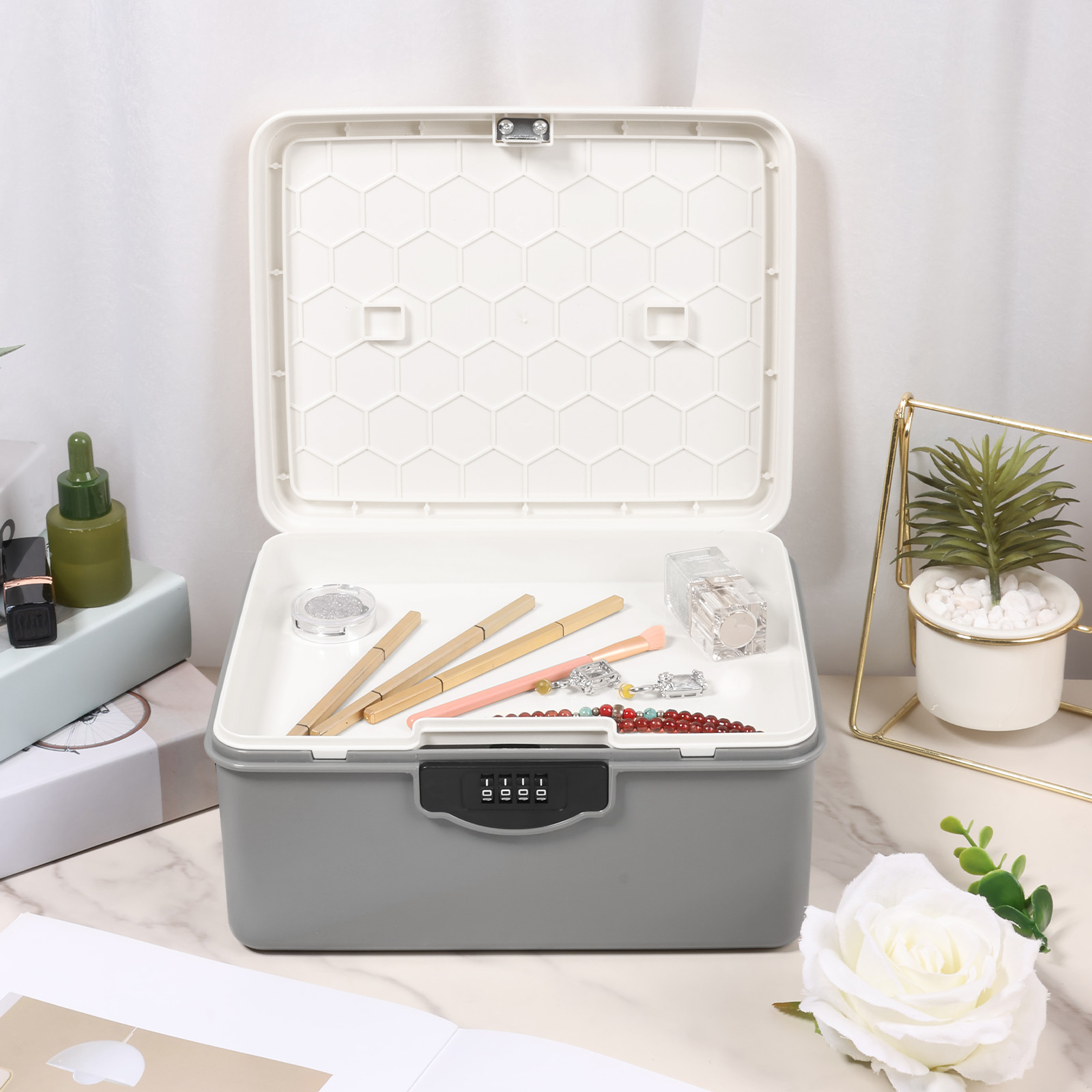 Digital Password Lock Safe Box - Medicine Cabinet Lock recensione e prezzo